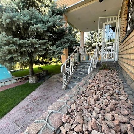 Гостевой Дом Шумкар Азия Guest House Shumkar Asia Bishkek Bagian luar foto