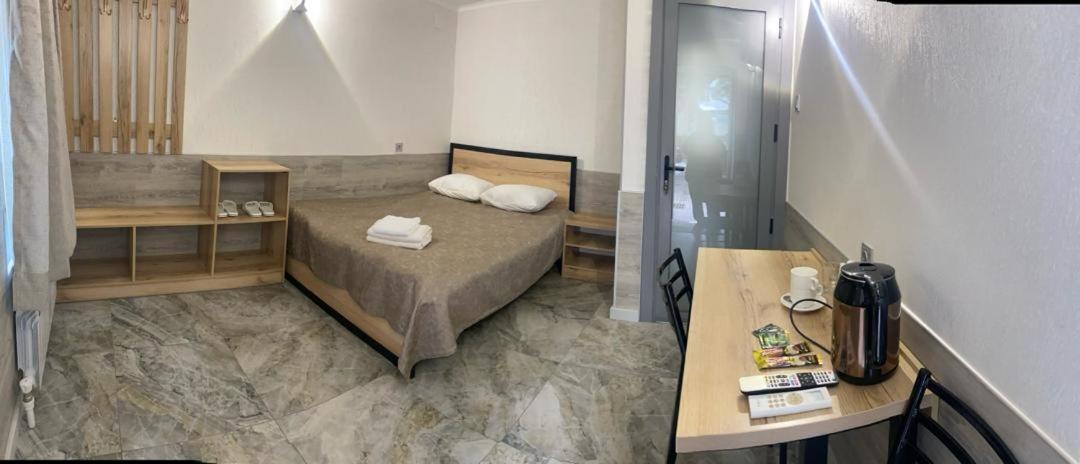 Гостевой Дом Шумкар Азия Guest House Shumkar Asia Bishkek Bagian luar foto