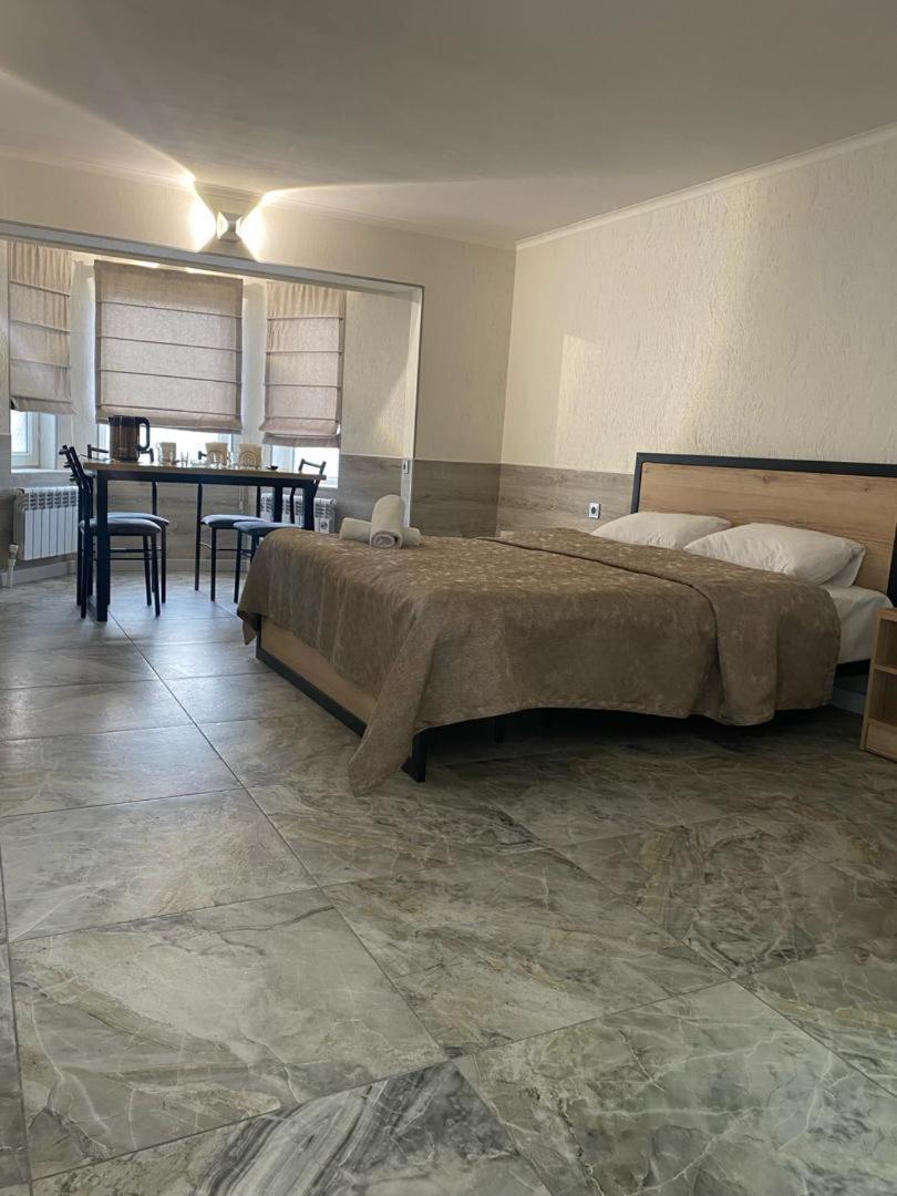 Гостевой Дом Шумкар Азия Guest House Shumkar Asia Bishkek Bagian luar foto