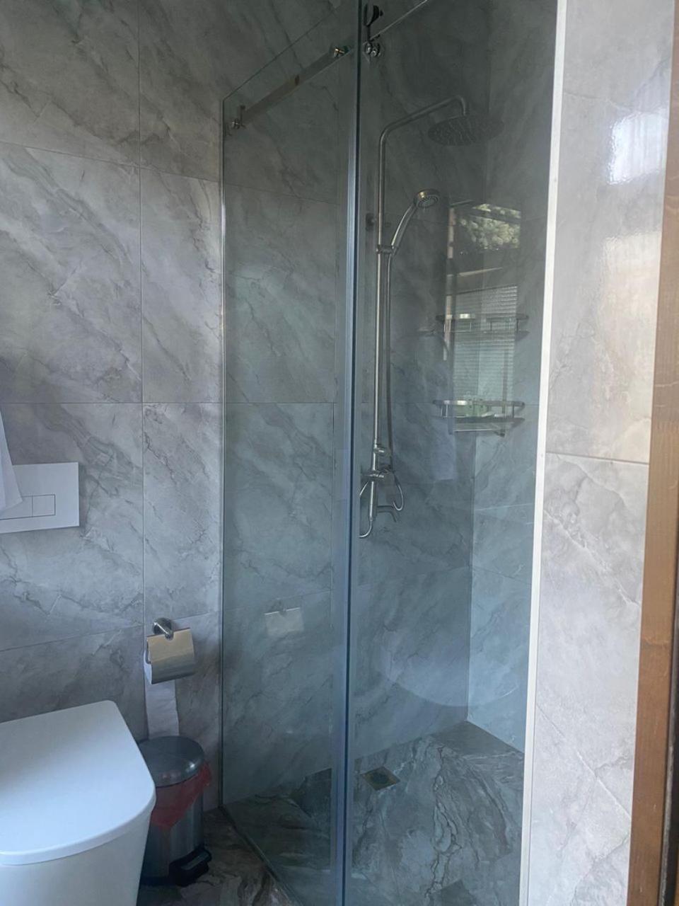 Гостевой Дом Шумкар Азия Guest House Shumkar Asia Bishkek Bagian luar foto
