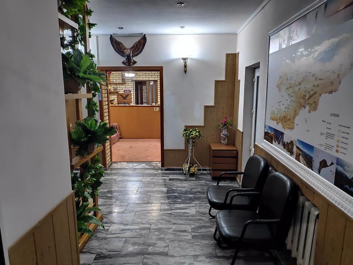 Гостевой Дом Шумкар Азия Guest House Shumkar Asia Bishkek Bagian luar foto